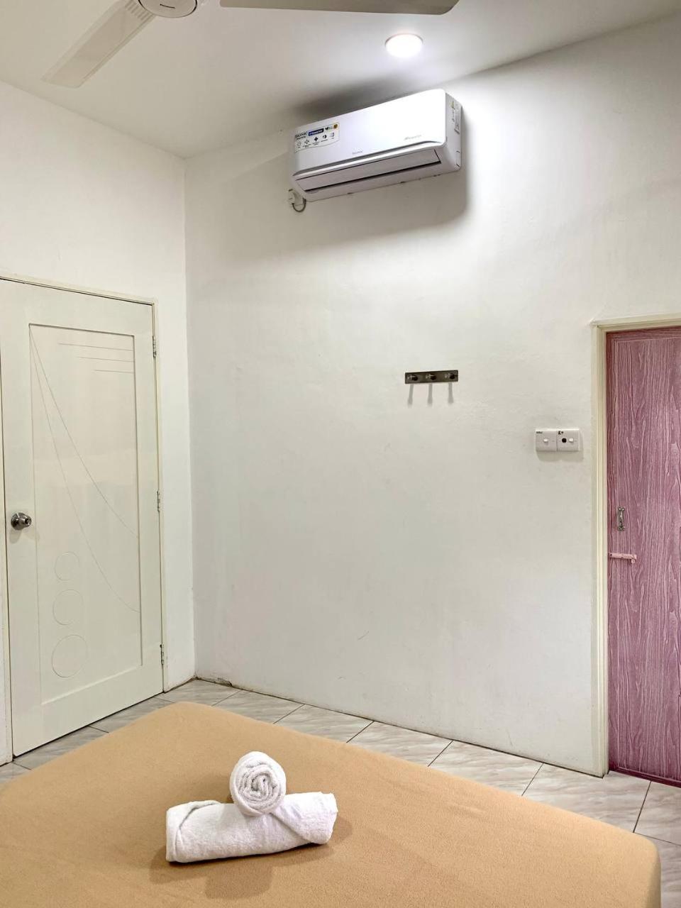 Bb Durio Chalet Κουάλα Τερενγκάνου Εξωτερικό φωτογραφία